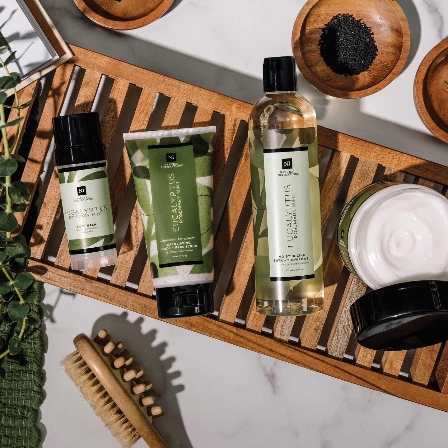 Eucalyptus Rosemary Mint &ndash; A fresh, beautiful, spa-like fragrance that energizes your mind + invigorates your spirit. ⁠
⁠
Shop all products from this fragrance collection at the link in our bio. And don't forget to check out our Mother's Day di